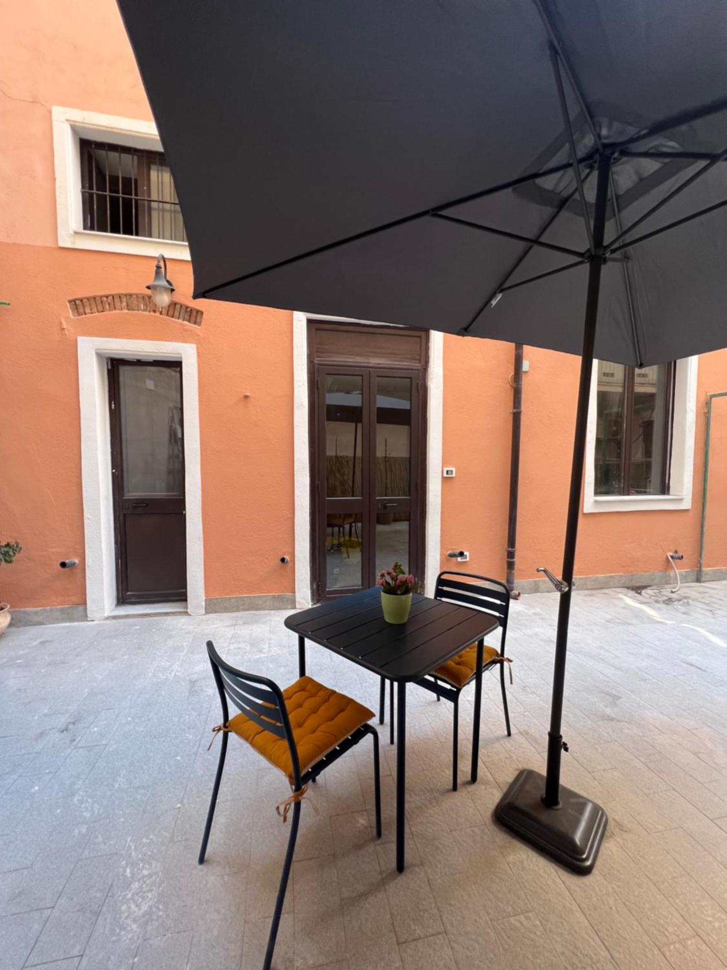 Domus Catania Centro Villa ภายนอก รูปภาพ